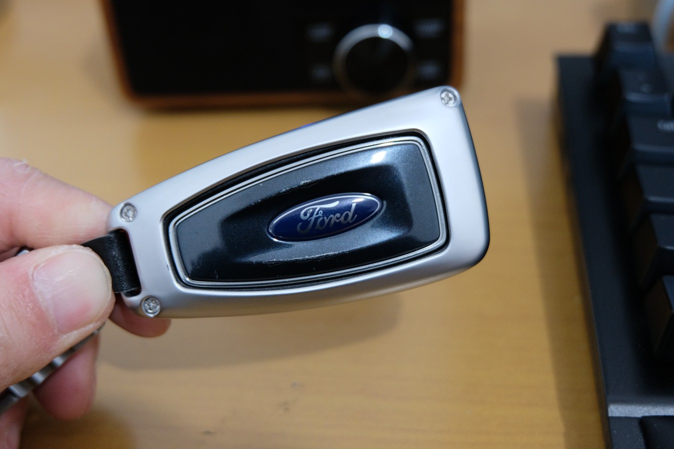 福克斯车钥匙进水维修,福克斯钥匙进水失灵的解决办法