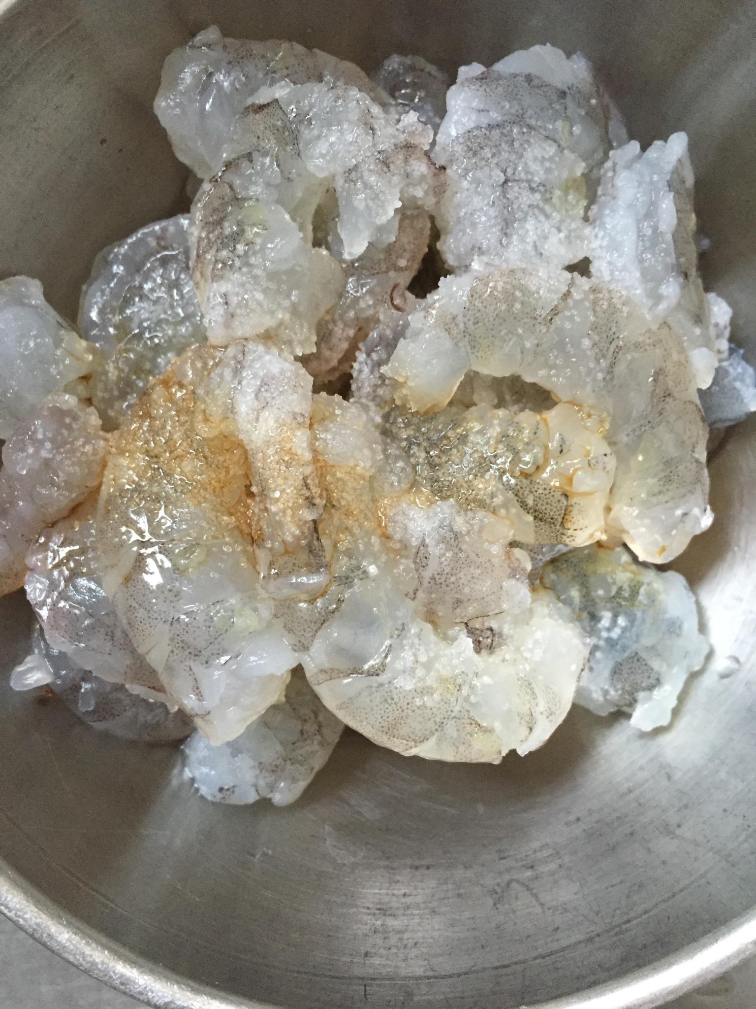 虾仁炒鸡蛋怎么炒宝宝最爱吃,上海菜炒虾仁的方法简便又好吃