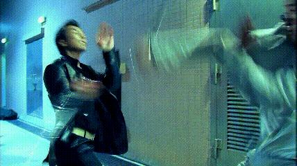 甄子丹杀破狼与吴京对打片段,棍法对决甄子丹完整版