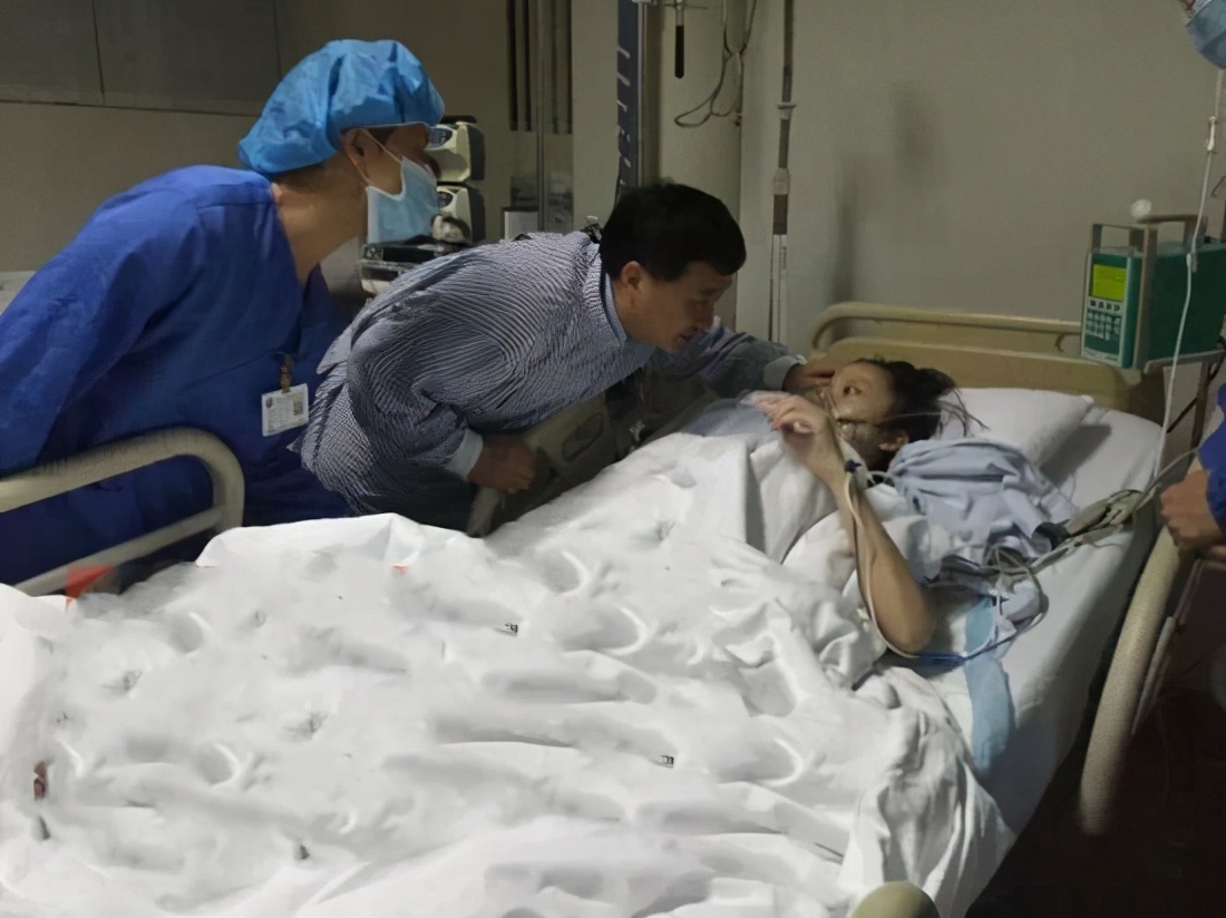 姚贝娜最后的录音,姚贝娜去世后父母现状