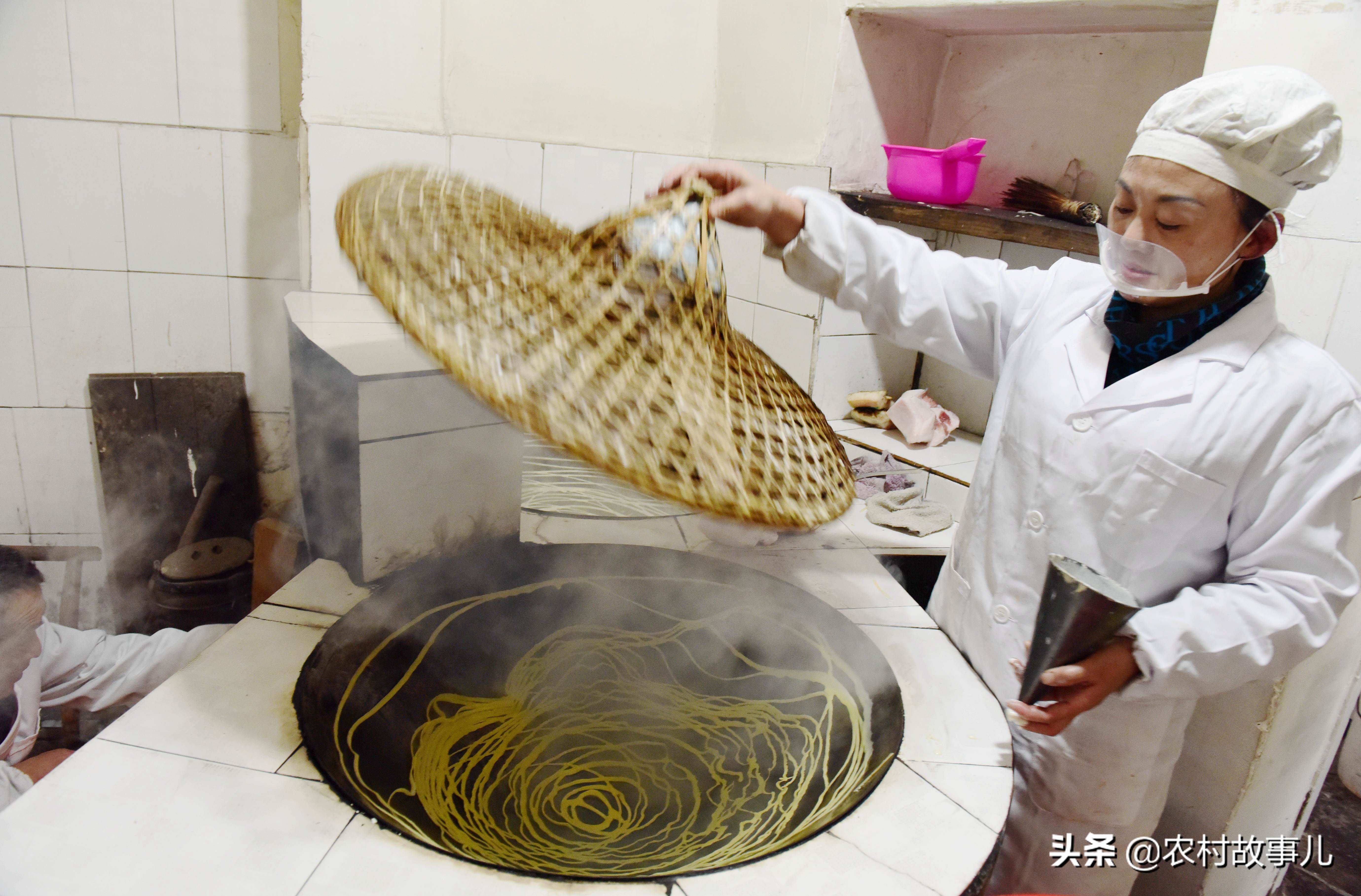 适合女生做的低成本美食生意,农村姑娘每天都做什么赚钱