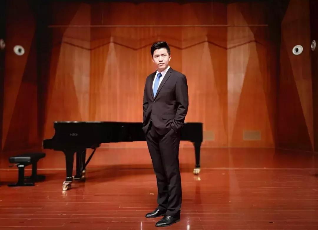 厦大最厉害的同学,向优秀学子看齐