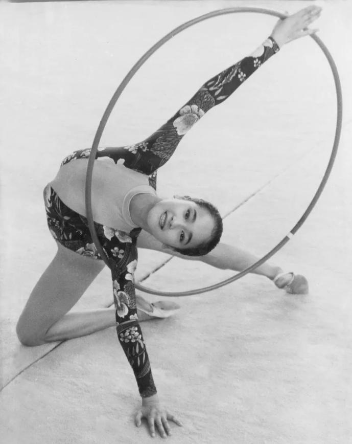 左小青演中国式离婚的电视剧,左小青和她背后的十个男人