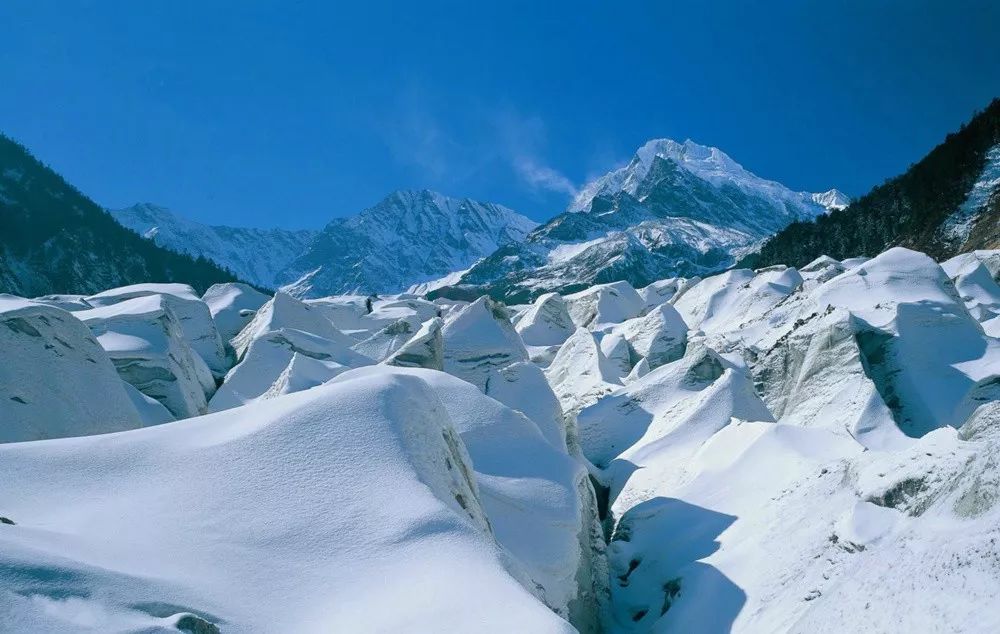 一座比珠穆朗玛峰还难登的雪山,有一座山比珠穆朗玛峰还要高