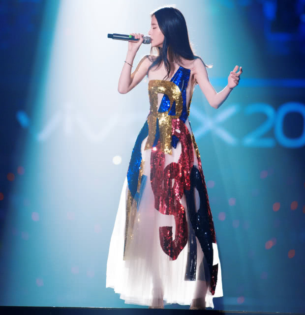 张碧晨为爱而战,张碧晨美得让人心动