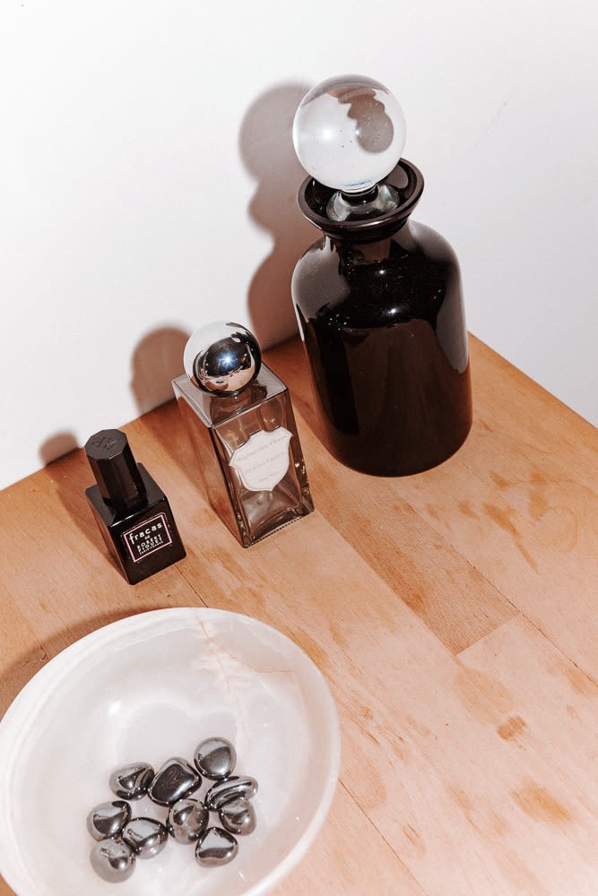 香水怎么分中性的还是酸性的,什么香水味属于中性香水