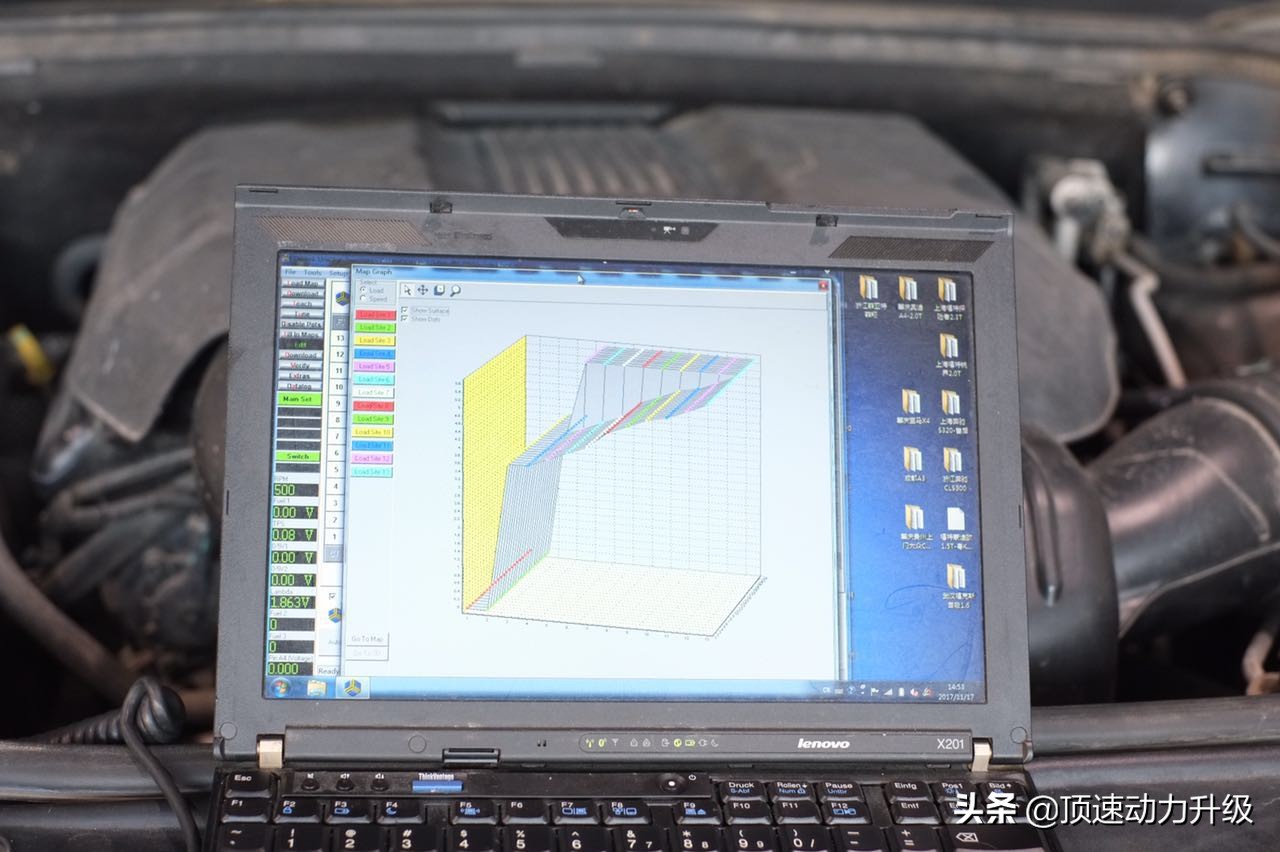 大切诺基3.6越野视频,大切诺基3.0实测