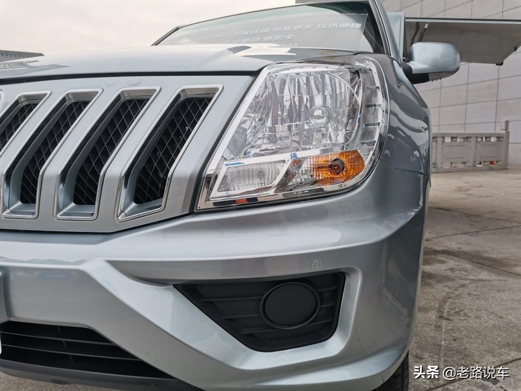 载客、拉货、摆地摊儿三不误——萨普轿卡小货郎