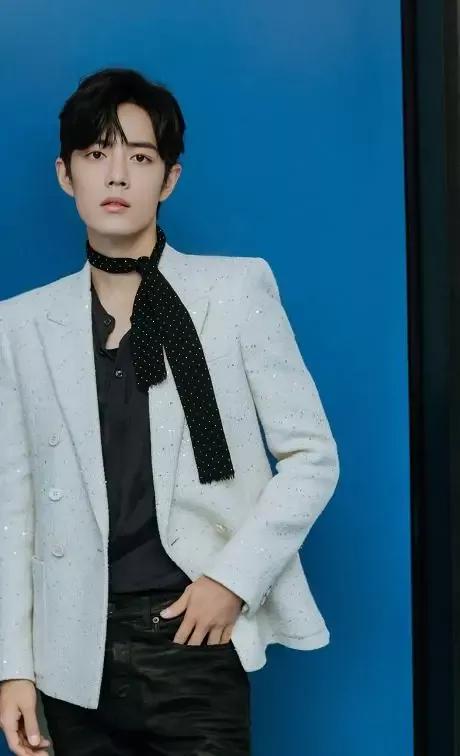 肖战的衣品是自己搭的吗,肖战衣品高清图片