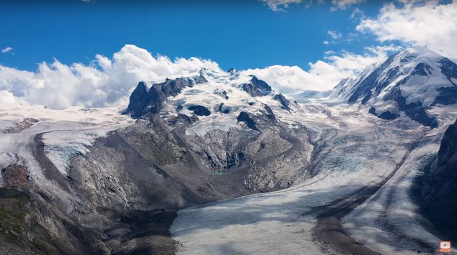山顶太空舱民宿悬崖景色绝美,悬崖边上的小屋