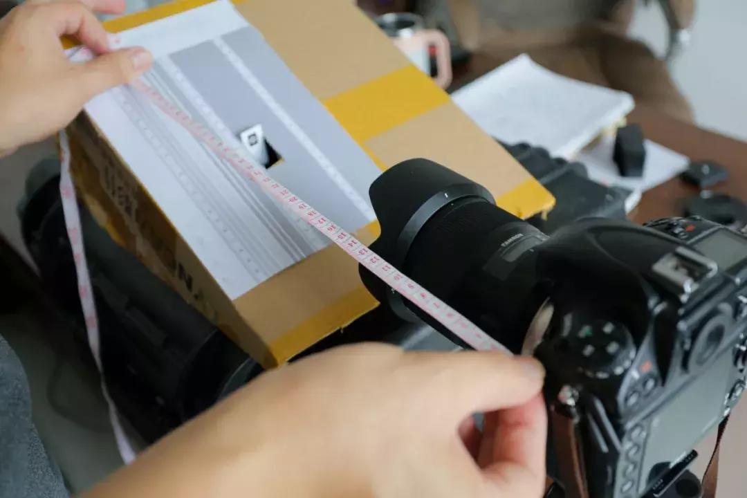 尼康定焦镜头35f1.8跑焦吗,镜头跑焦的原因有哪些呢