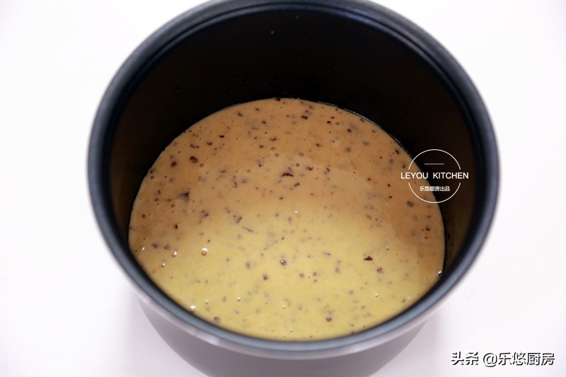 用电饭锅做枣糕如何不回缩,电饭锅做枣糕需要多长时间能熟