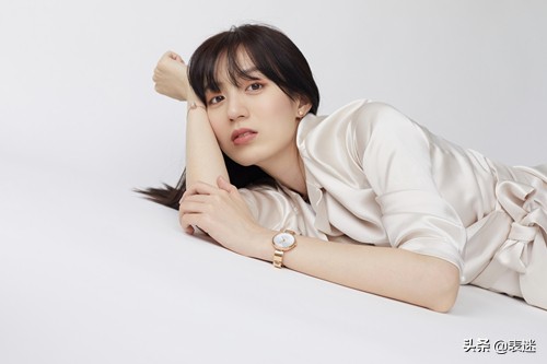 calvinklein龙年新春系列,白色情人节2022年1月16日