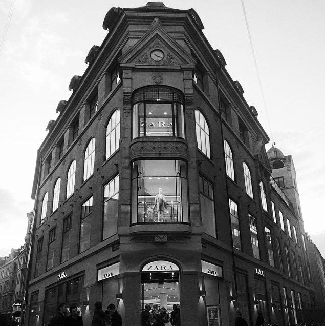 实体店卖衣服赚钱么,开网店卖衣服赚钱吗