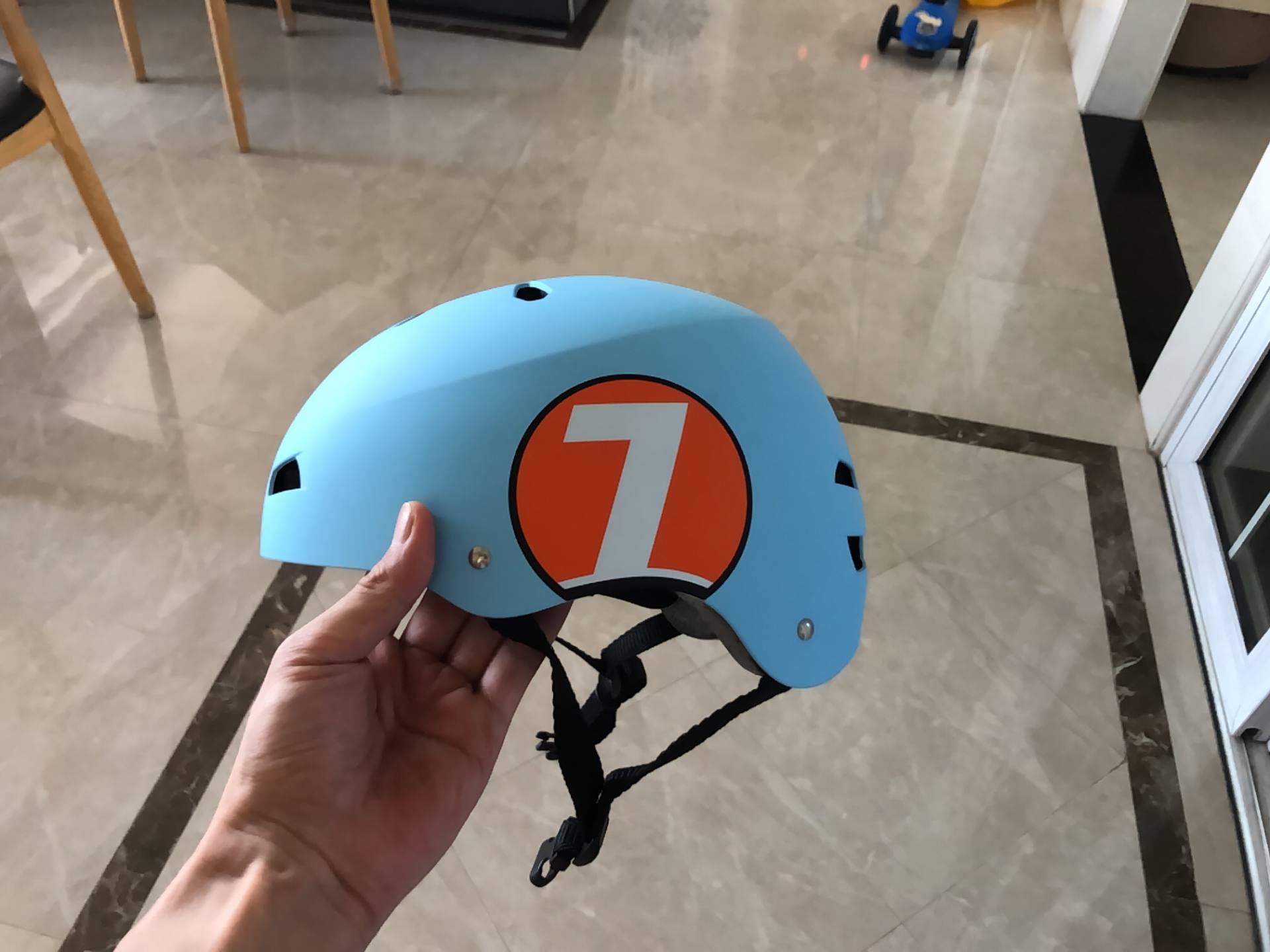 柒小佰运动减震自行车16寸价格,柒小佰轮滑鞋能用于训练鞋吗