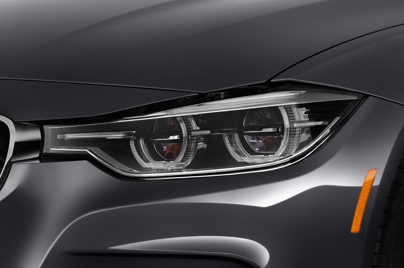 常见中高端汽车大灯,又聚光又亮的汽车大灯选择