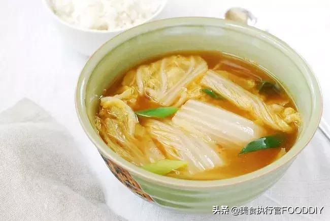 离不开泡菜的韩国人,韩国泡菜离不开我们国家完整视频