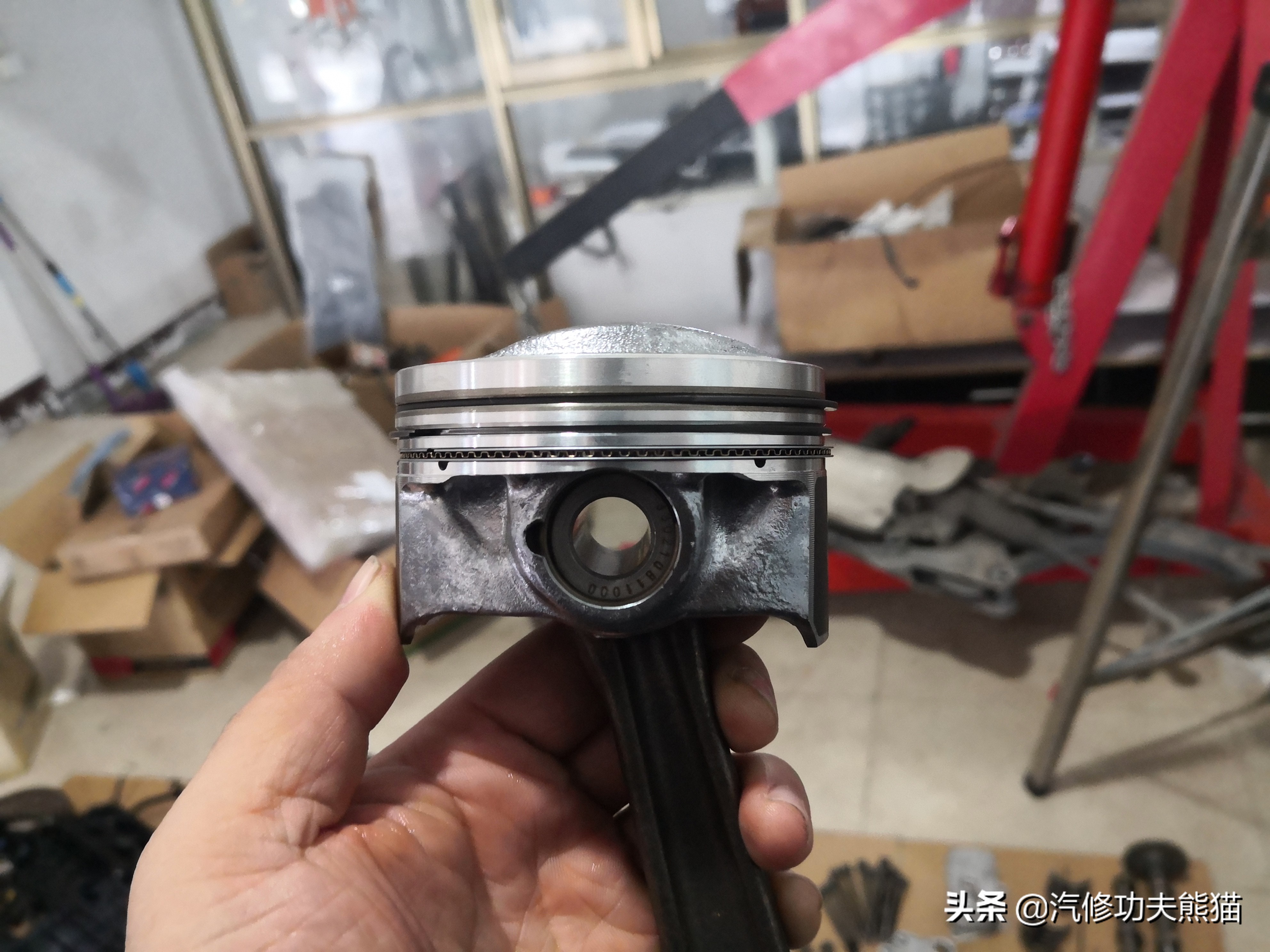 dsg双离合起步抖动有异响,大众帕萨特3.0v6发动机烧机油