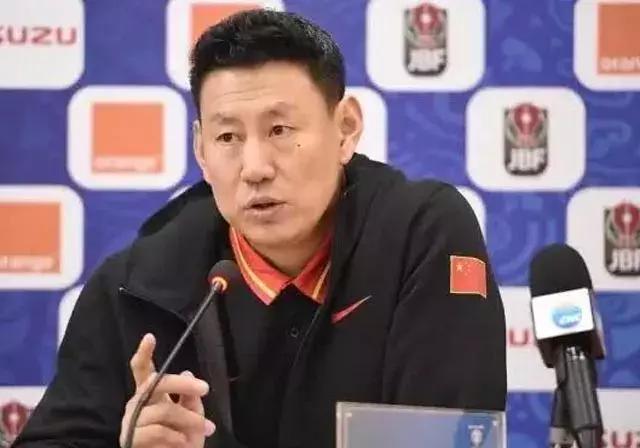 新疆男篮新赛季输给了哪些球队,新疆男篮杜锋为什么输球