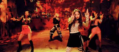 泳池里有“小蝌蚪”，女生游泳会怀孕吗？