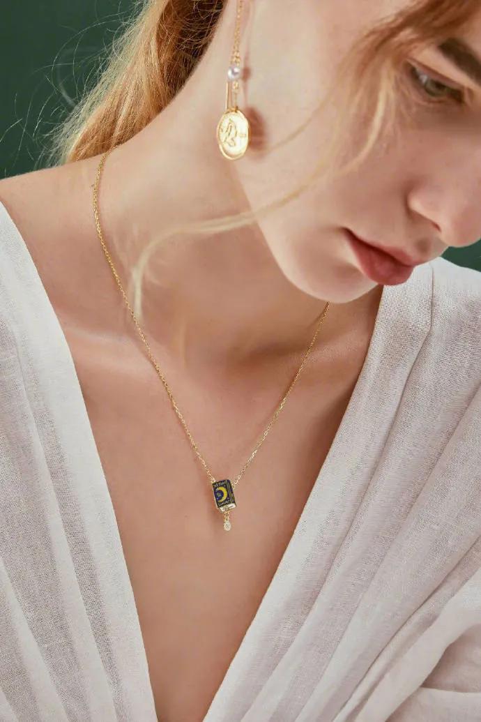 金晨同款红绳手链,金晨戴的是哪款小红绳