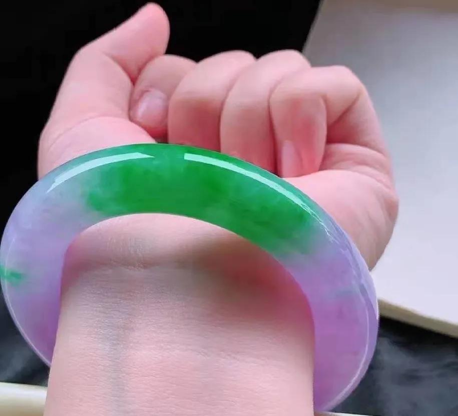 糯种紫罗兰飘花翡翠属于什么档次,紫罗兰翡翠属于什么玉石