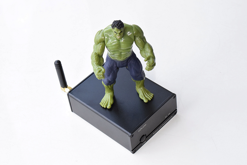 还在为老式音箱的蓝牙*放播**烦恼？不妨试下这款秒变无线的蓝牙转盘