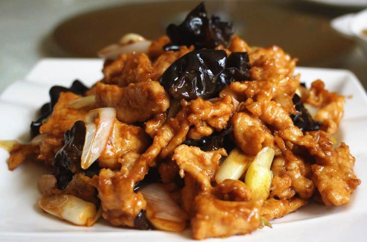 炒过油肉做法,炒肉时放醋肉会嫩还是硬