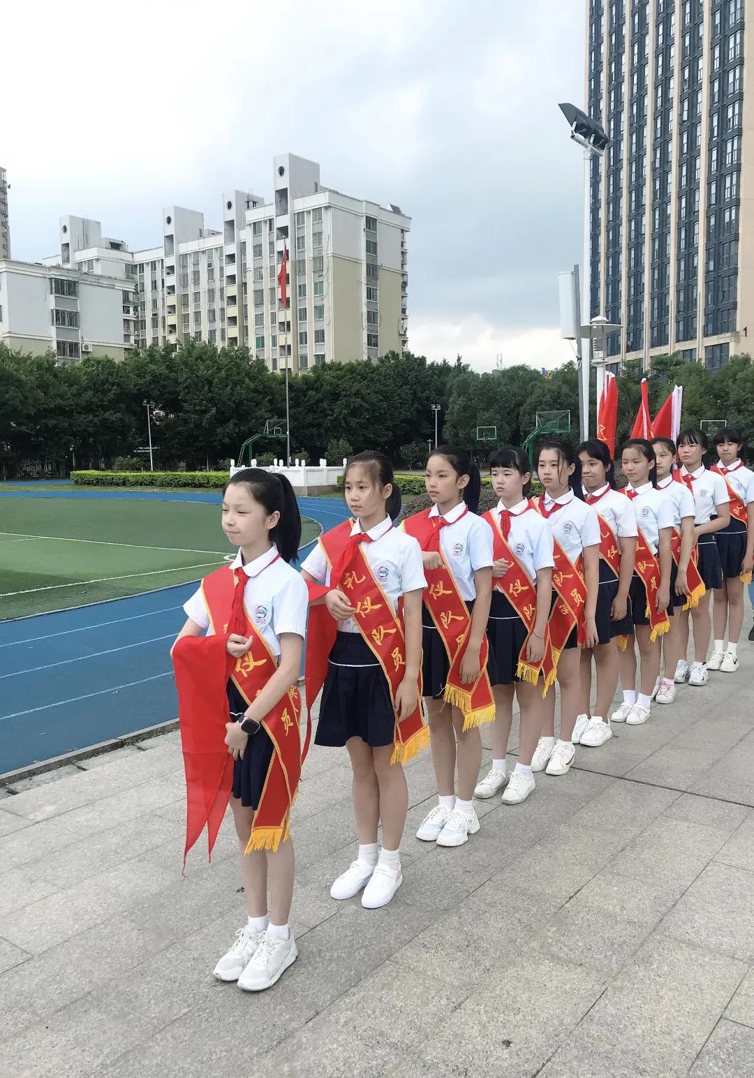 “展翅中国梦，腾飞我少年”福州市晋安区实验小学“从小学先锋，长大做先锋”少先队建队日系列活动简报