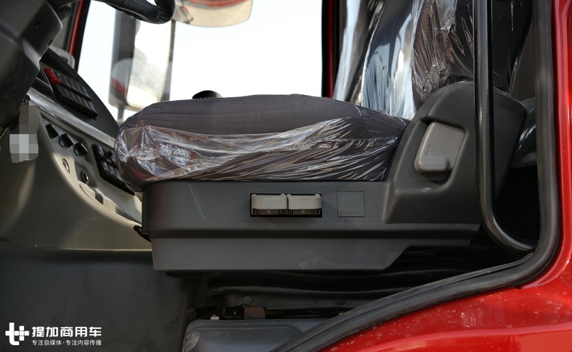 陕汽德龙新m3000这车怎么样,陕汽德龙新款x3000载货汽车怎么样