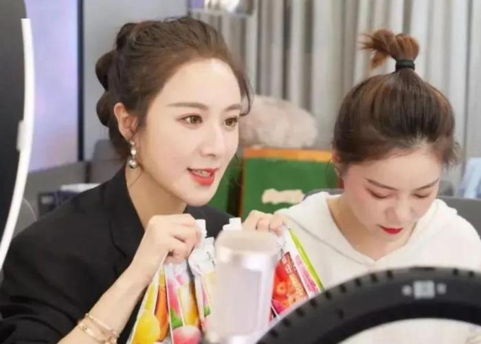 欧莱雅被李佳琦薇娅联手“*制抵**”,国外品牌高傲的样子,真是丑陋