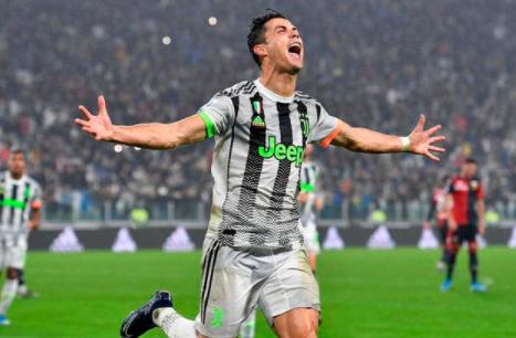 c罗与女友乔治娜晒度假照片,c罗未婚妻乔治娜