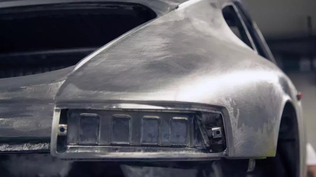 用80万买辆破烂保时捷花300万修复,这才是情怀*党**的最高信仰