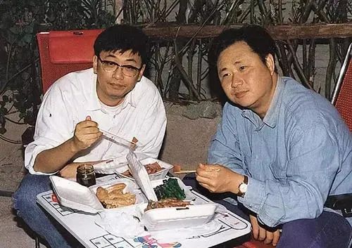 王家卫刘镇伟同框,东成西就刘镇伟和王家卫