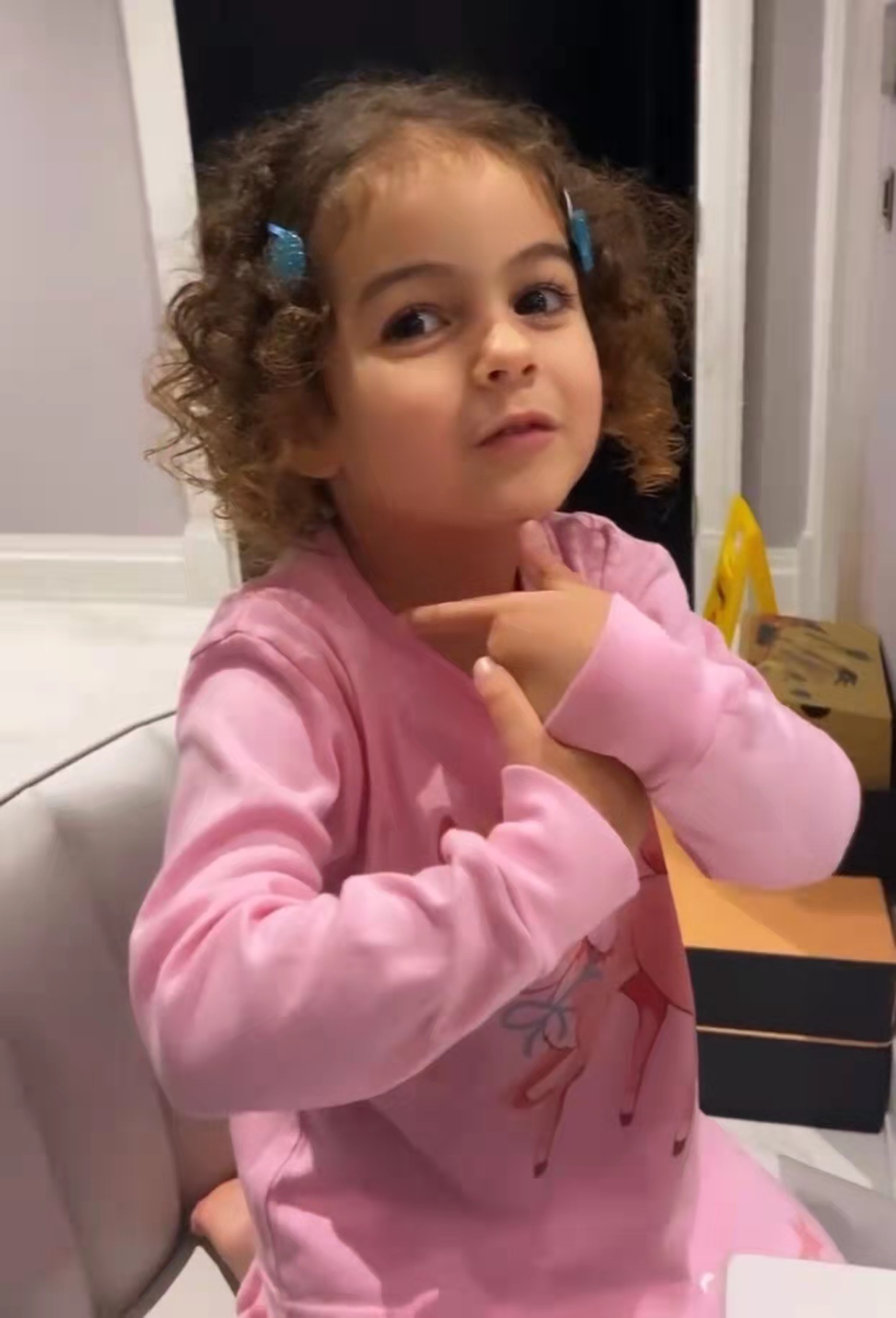 c罗的首任女友大有来头,c罗最漂亮的一个女朋友