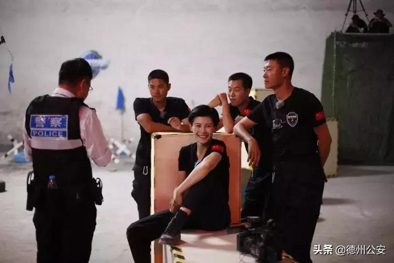 女神节专递|可盐可甜高颜值苦练不言弃的特警“霸王花”