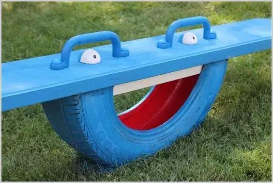 旧轮胎千万别扔变废为宝,旧轮胎不割怎么样做花盆