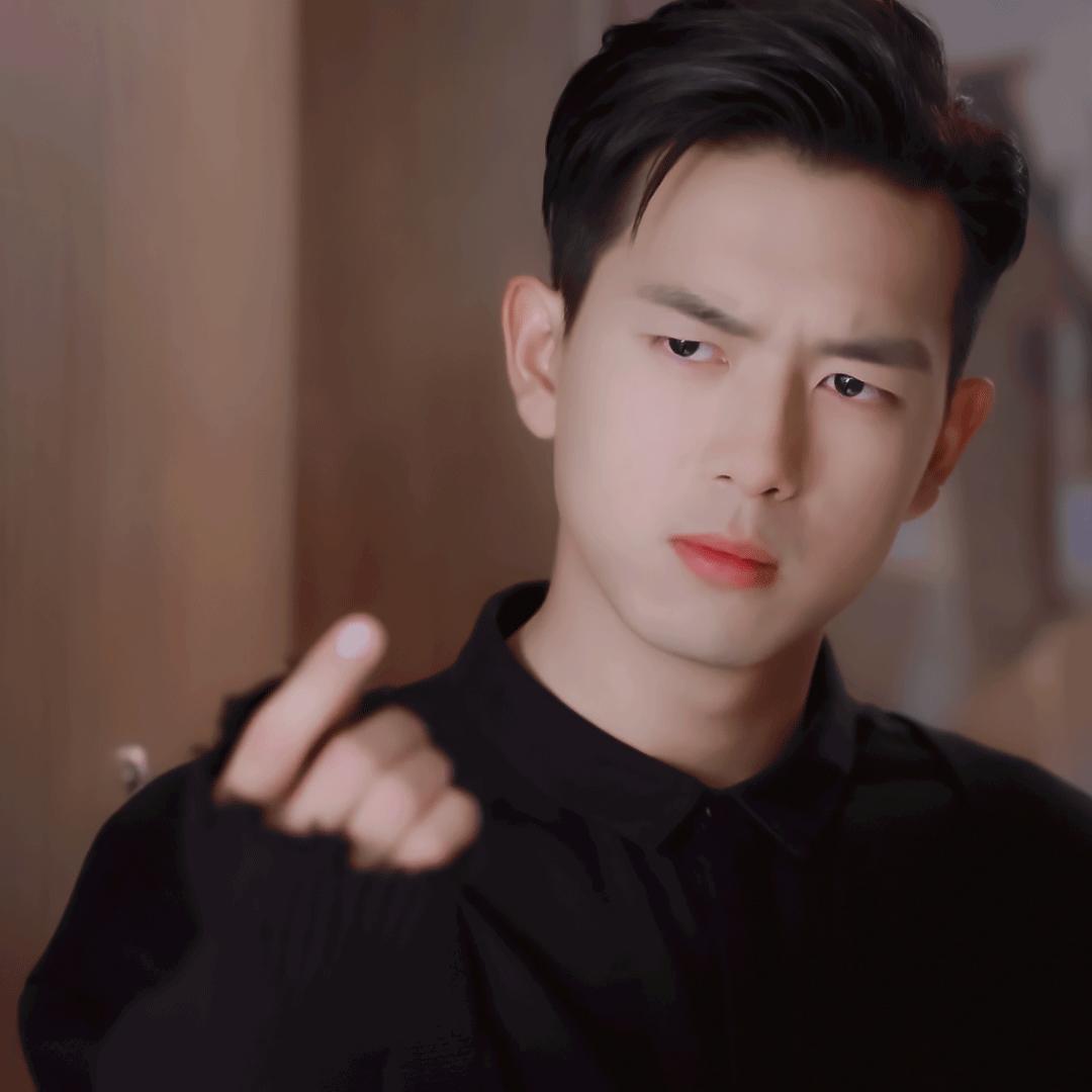 男士香水柏林男人味香水,男士同名香水和大地香水哪个好闻