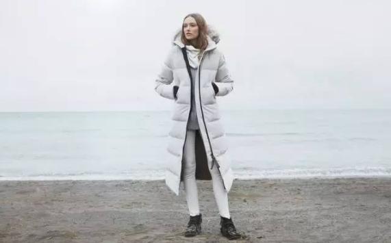 加拿大鹅与国产羽绒服哪个好,国产羽绒服堪比加拿大鹅