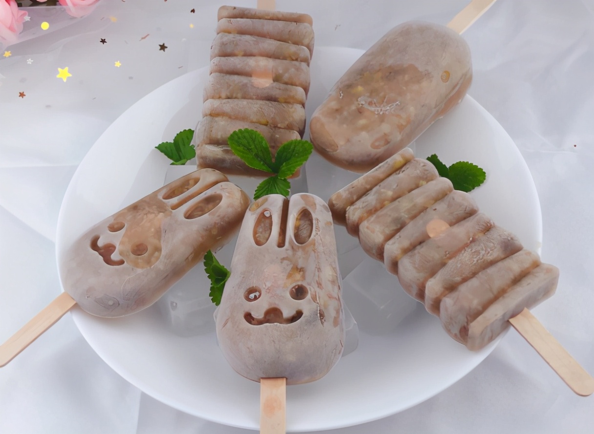 夏天绿豆冰棍自制,夏天来了冰棍怎样做