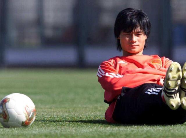 中国足球名将李毅,李毅不再担任四川九牛主教练