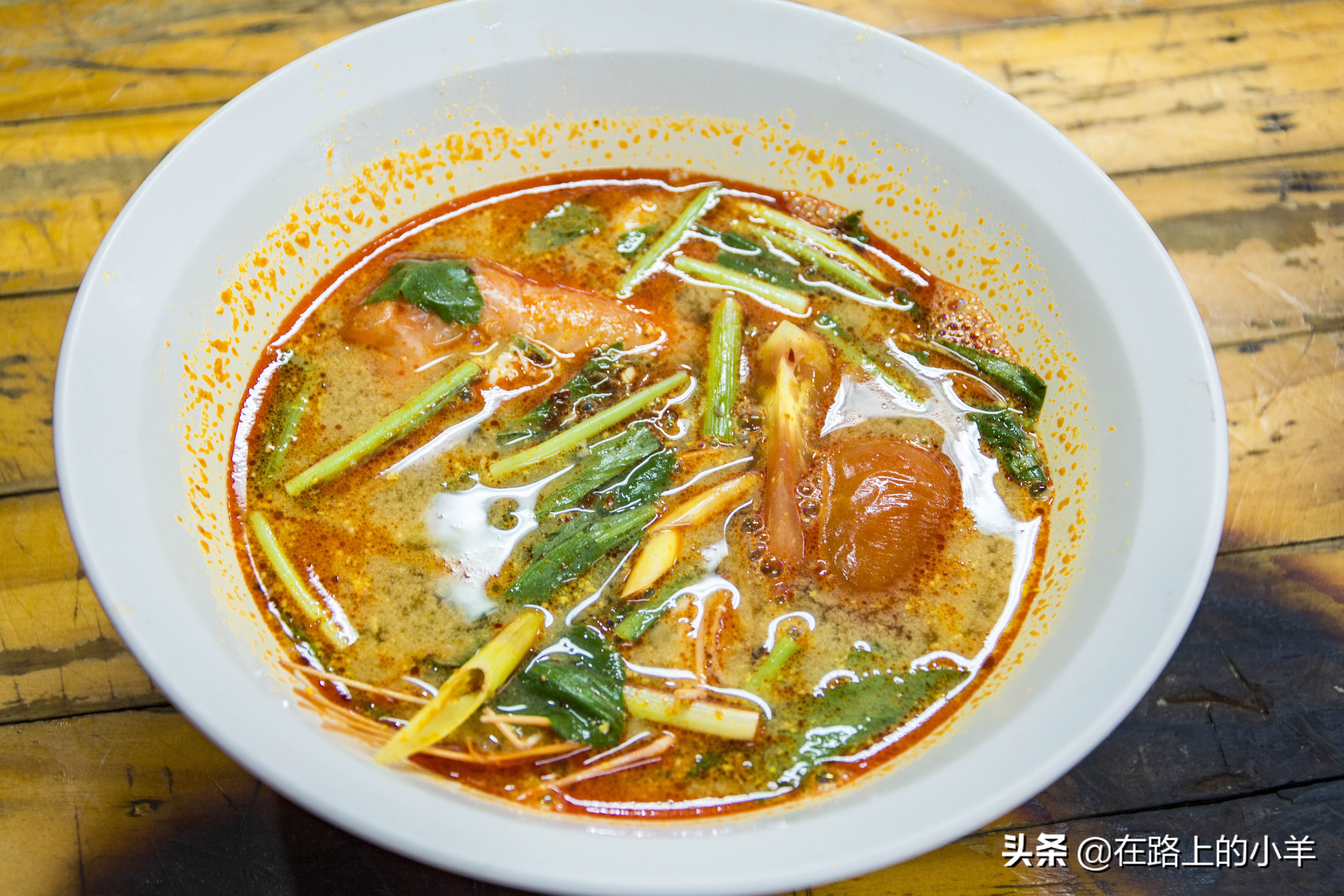 最喜欢中国旅游的老外,中国游客最喜欢去的国家人数排名