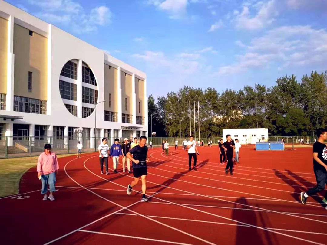 上海市晨跑团,沪上23所高校