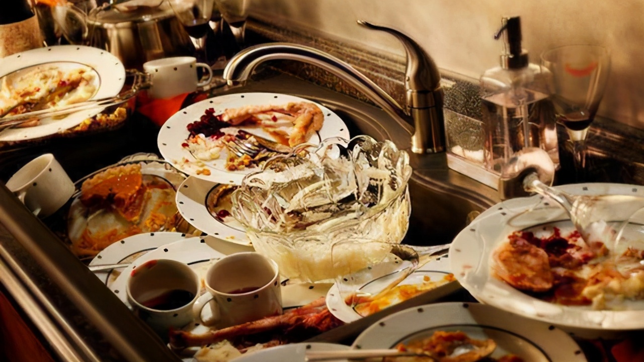 正确的洗碗方法和步骤,洗碗的正确方式致癌