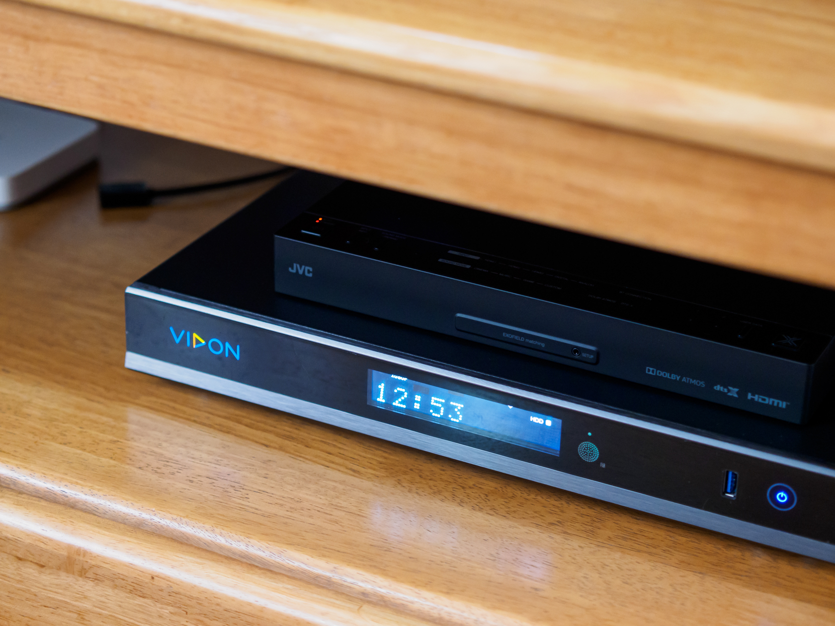 有了全景声耳机，还要不要家庭影院？JVCXP-EXT1无线影院试用