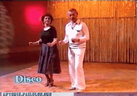 十九岁第一次喝酒,19岁第一次去酒吧要注意什么