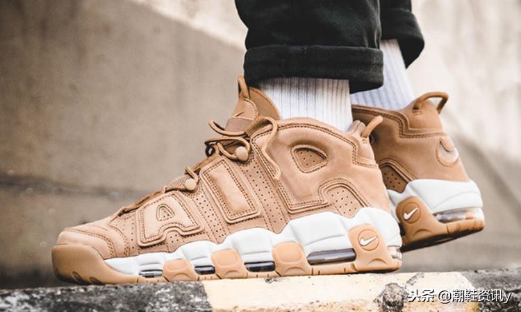 耐克球鞋大秀小麦肌，真的不要太低调