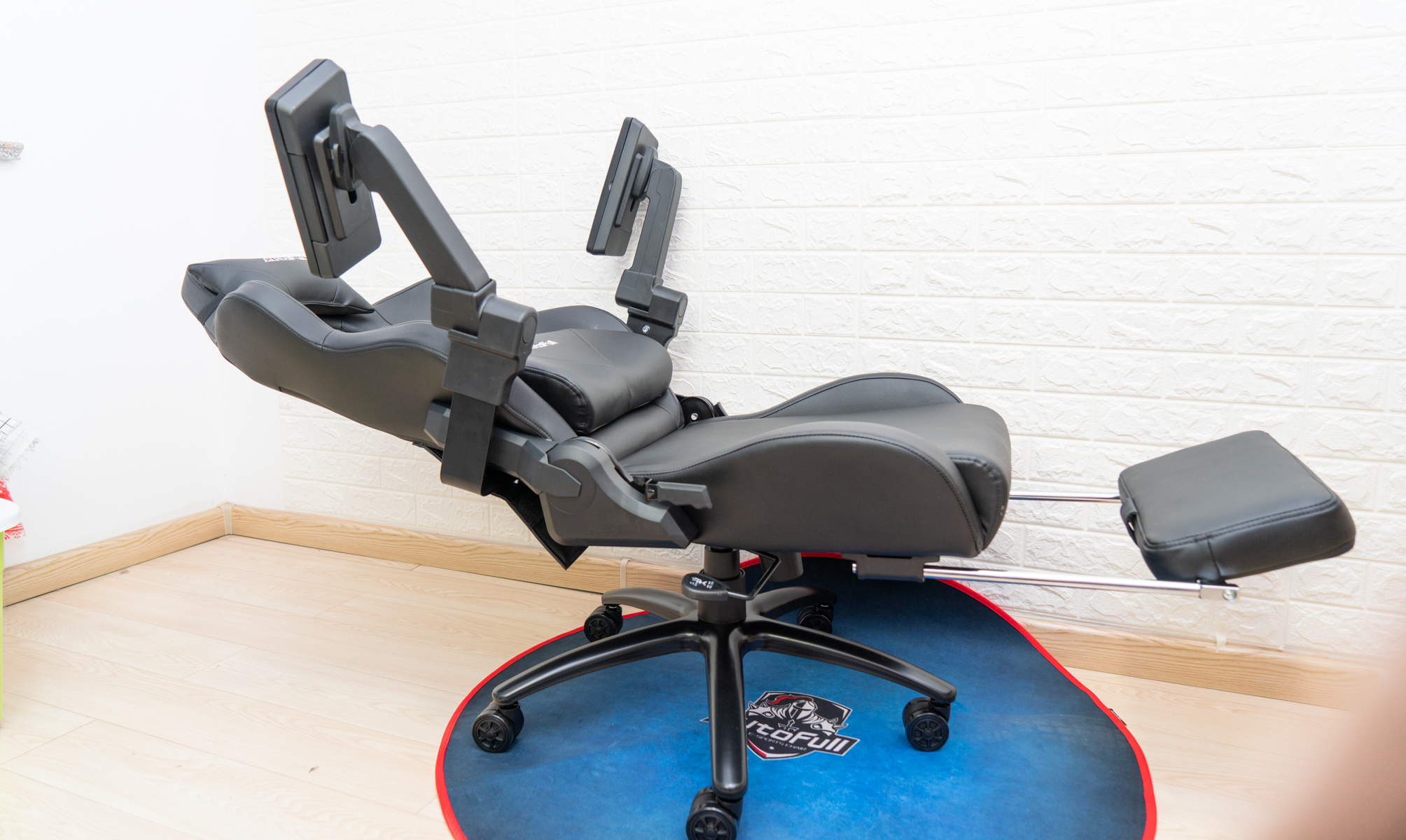 傲风电竞椅适合多高人坐,傲风电竞椅带脚托实际体验