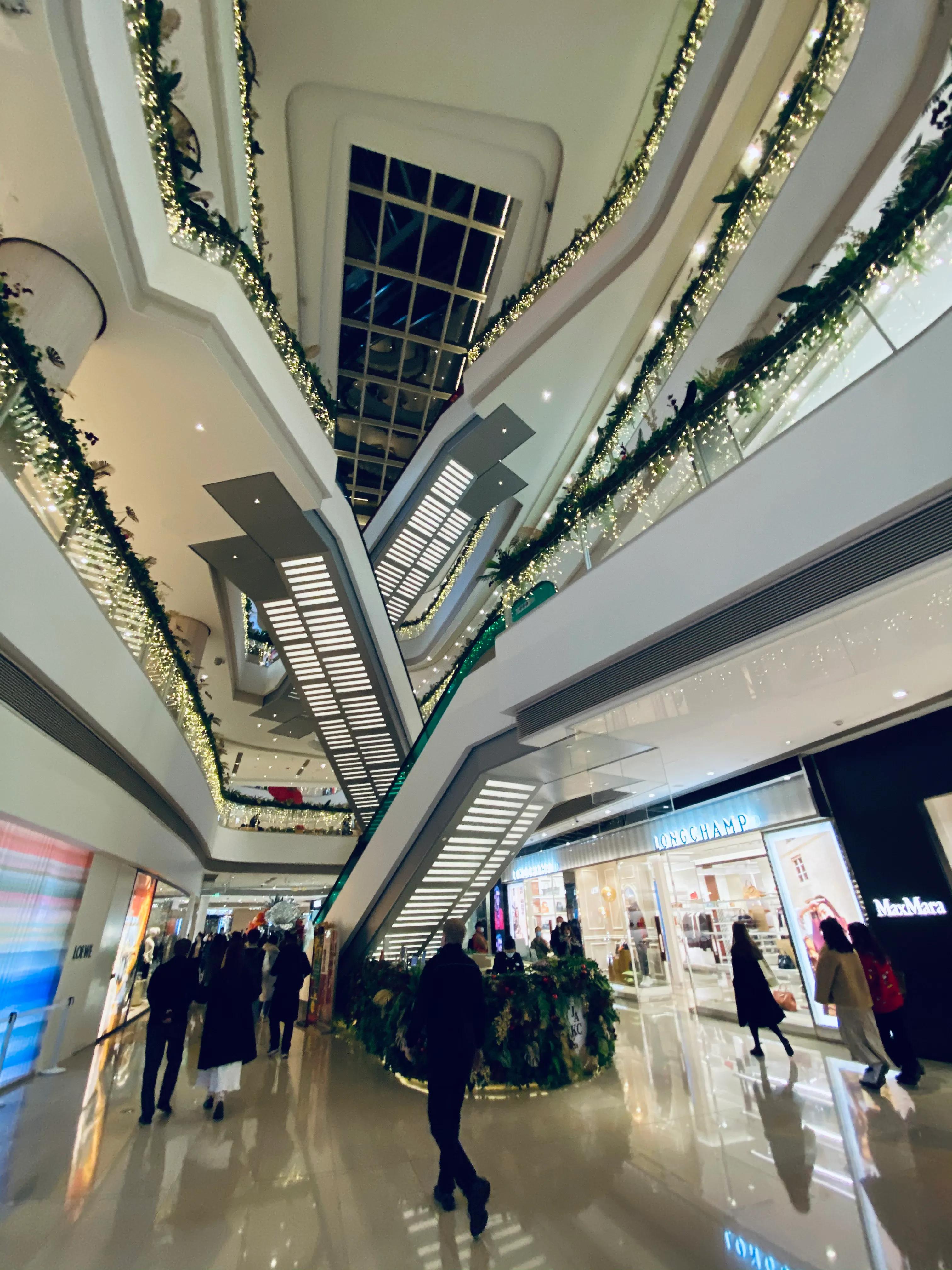 上海静安嘉里中心地址,上海静安嘉里中心店