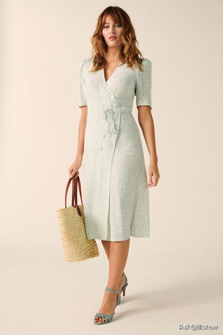 很好看的碎花裙推荐,好看的碎花秋冬裙子推荐